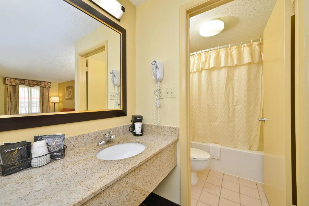 Best Western Greenville Inn