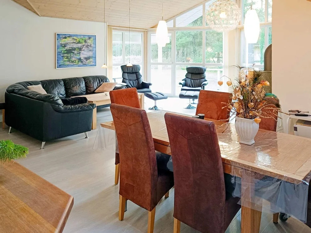 10 Person Holiday Home in Ringkobing