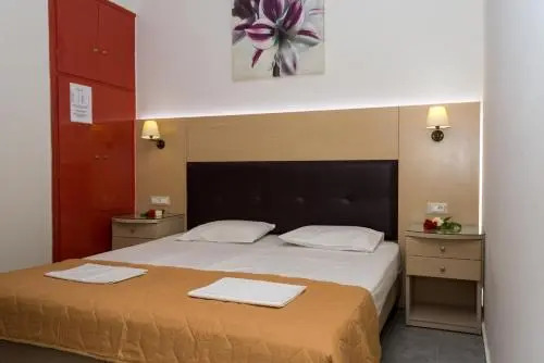Rose Club Hotel