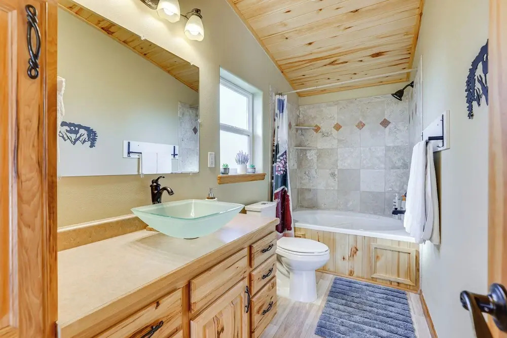 2023010592 Fairplay Home w/ Hot Tub & Fireplace!