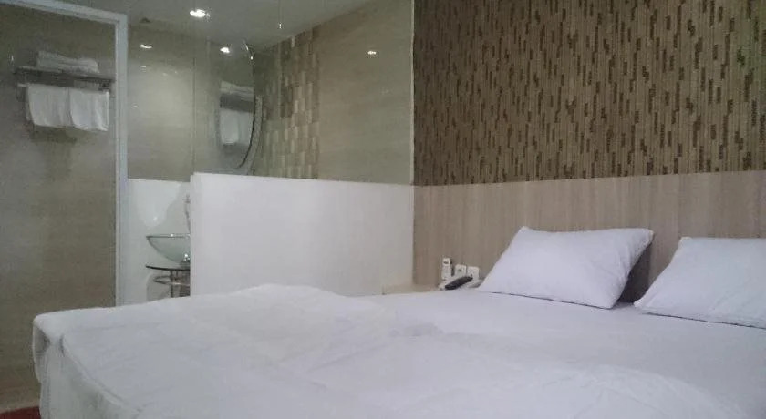 Hotel Sanrina