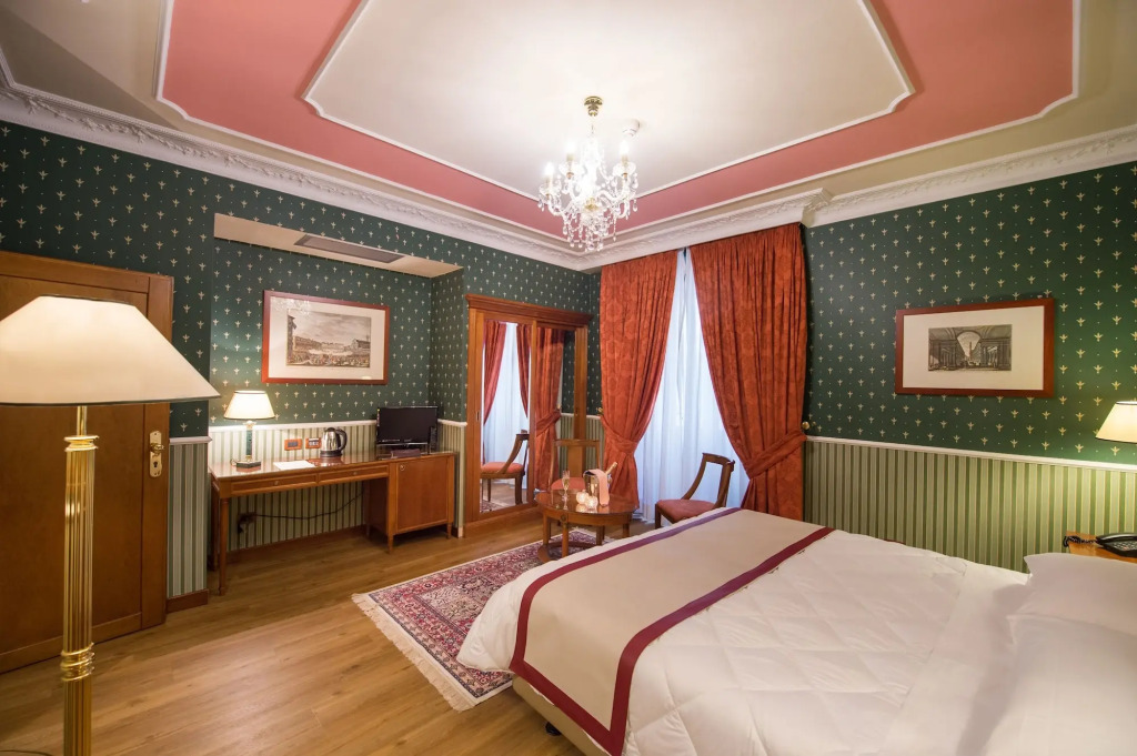 Strozzi Palace Hotel