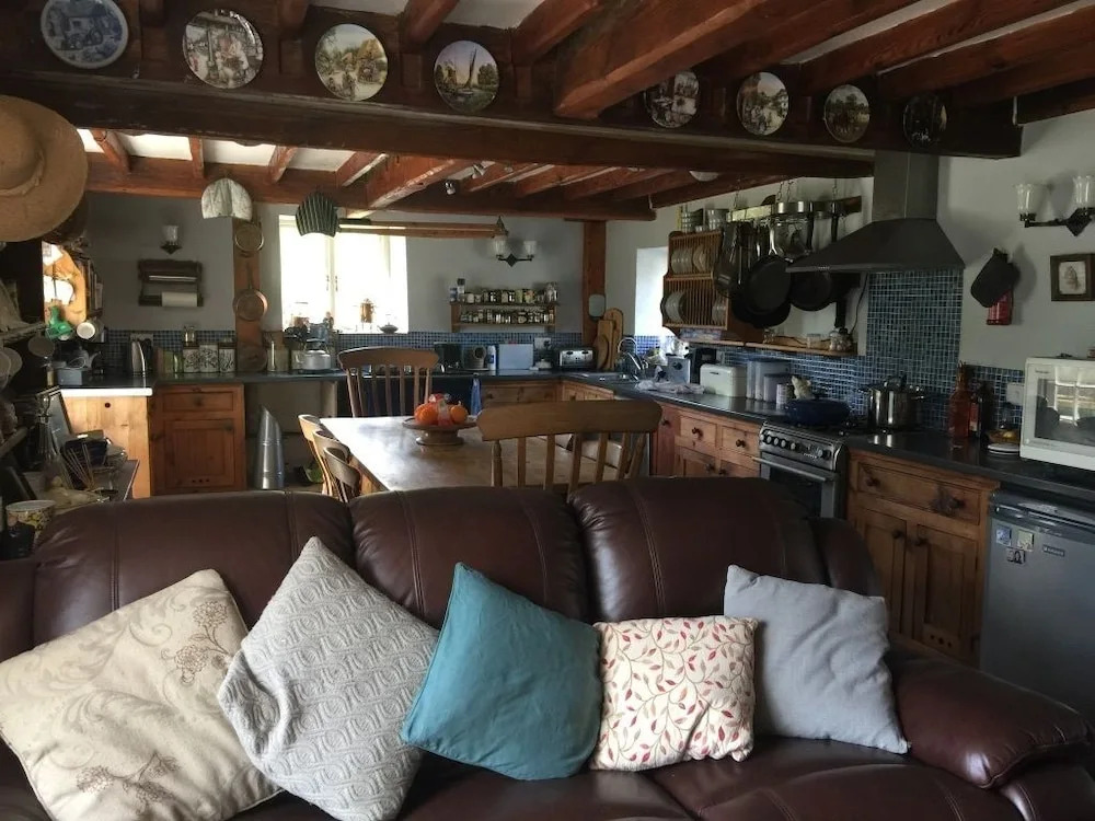 Belhuish Farmhouse