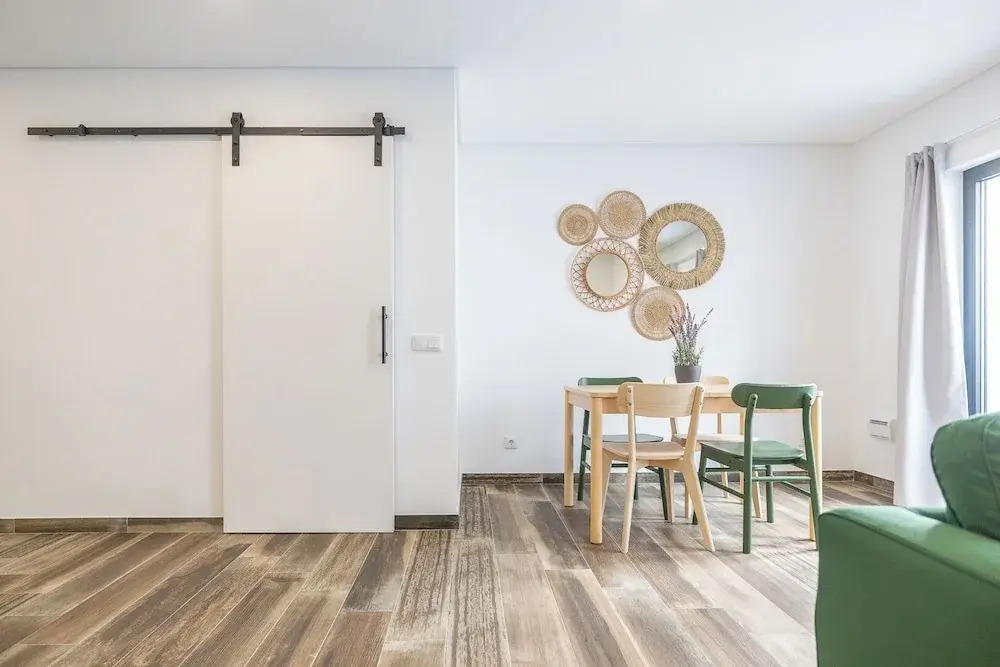 Roots Apartments