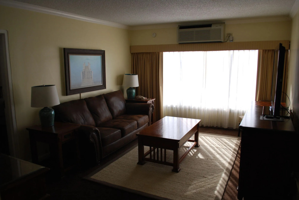 City Center Hotel
