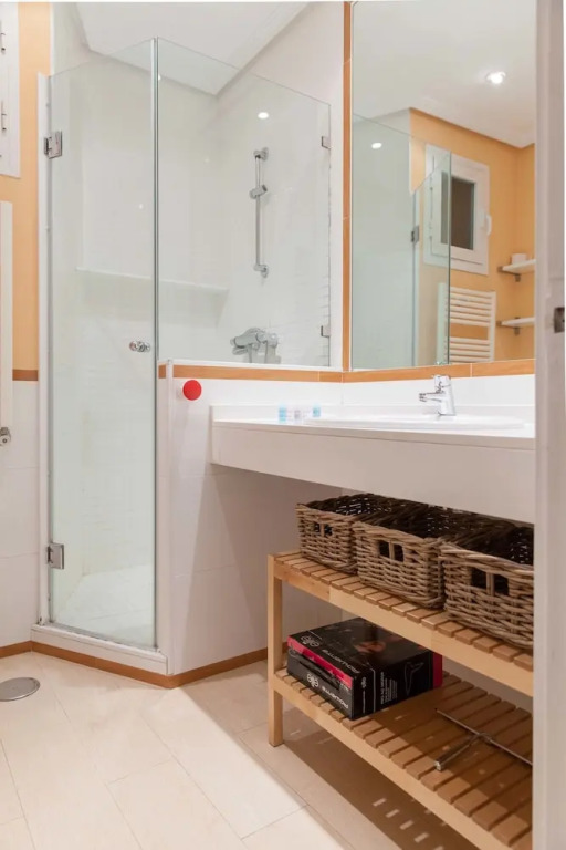 Offer Luxury Apartment Madrid