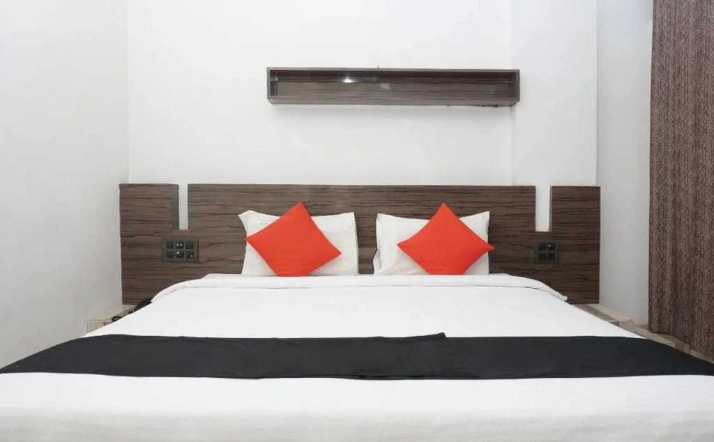 Hotel House Khas By OYO Rooms