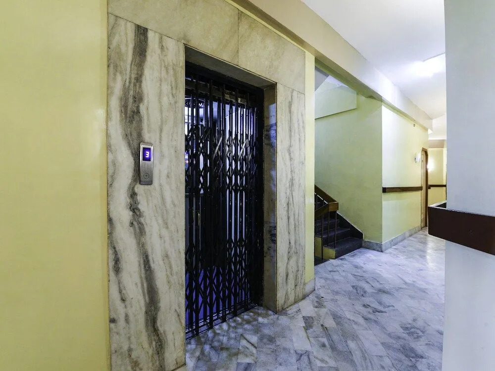 OYO 18698 Hotel New Prince