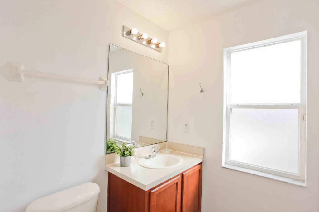 Pet Friendly 4 Bedroom Townhome in Bella Vida , Kissimmee, US