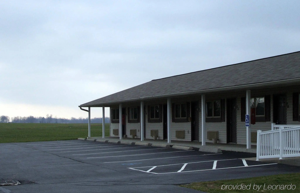 The Plaza Motel