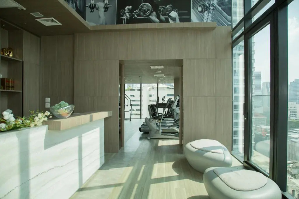 Sukhumvit 11#Luxury#Pool#Gym#BTS Nana&MRT Sukhumvit#1BR#Max4ppl