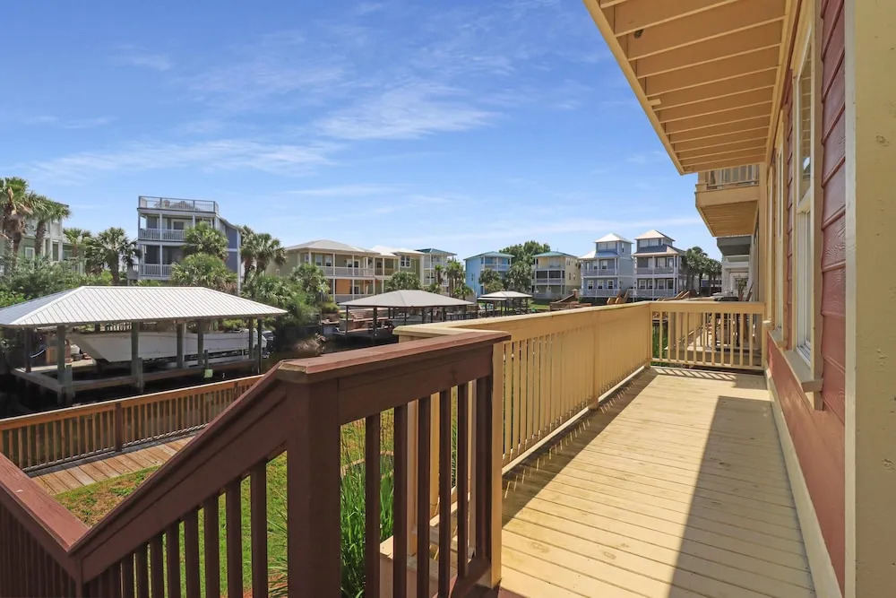 Waterside Village Cottage 3220 by Pristine Properties Vacation Rentals