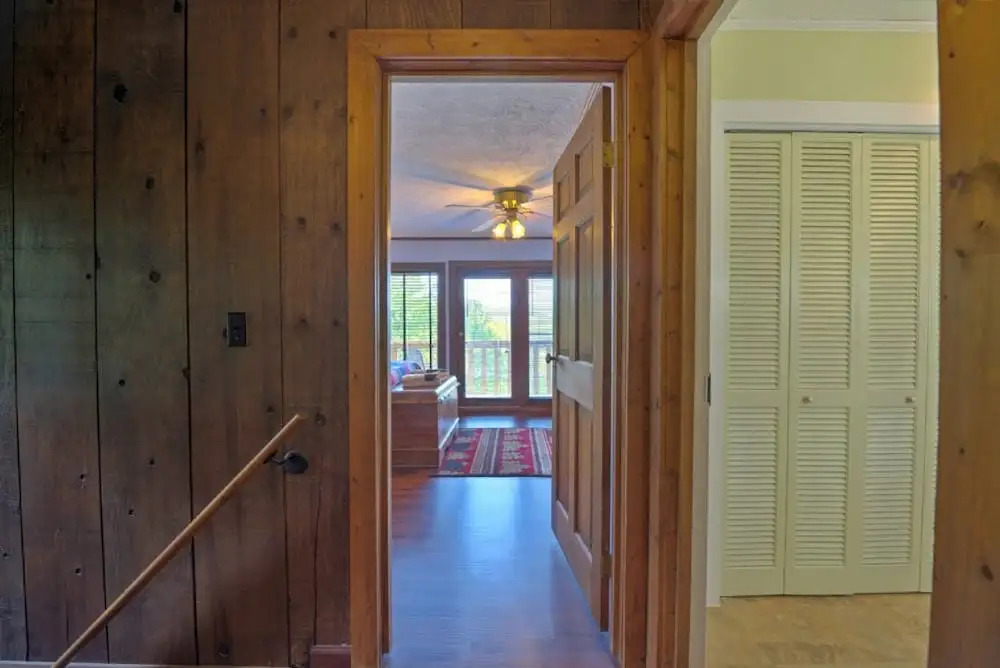 Red Nova - 3 Br Home