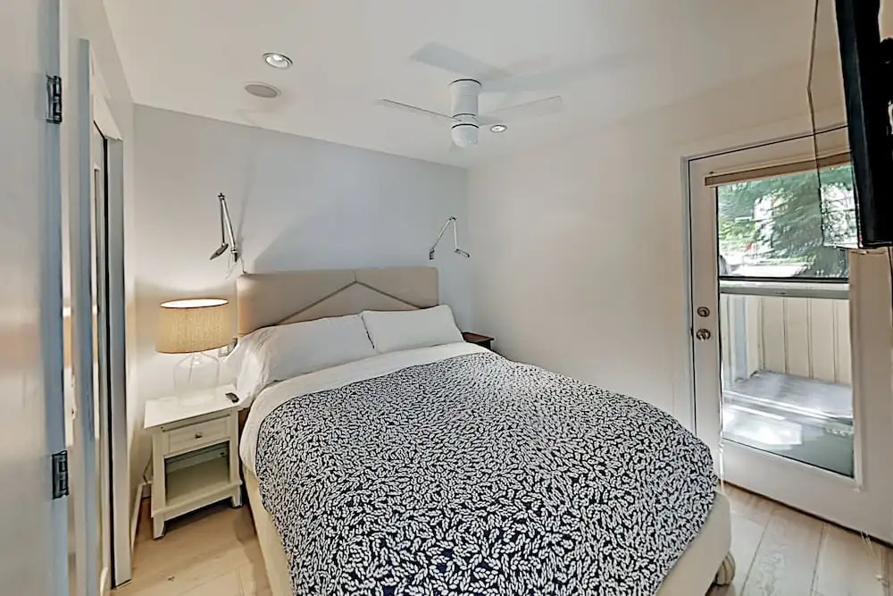 790whall 1 Bedroom Condo
