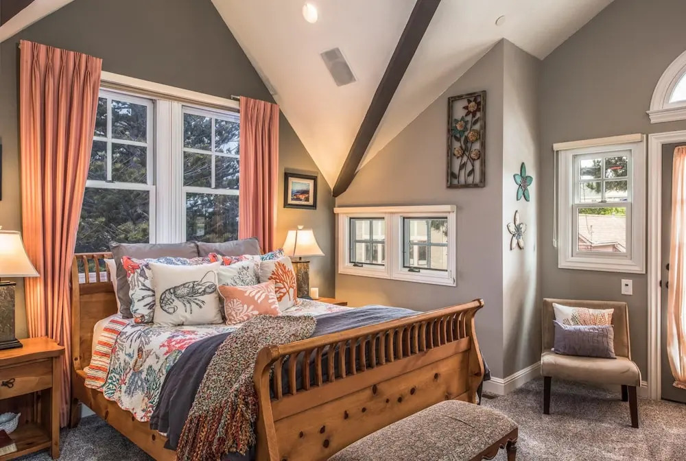 3703 La Gloria Cottage-by-the-Sea