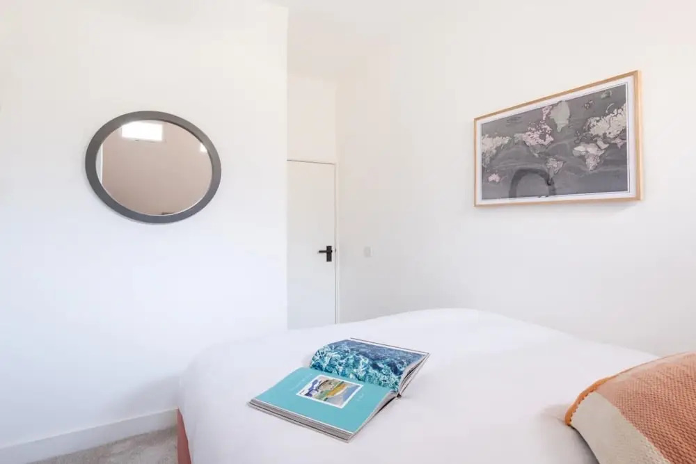 The Pimlico Terrace - Modern 3BDR Apartment next to Victoria