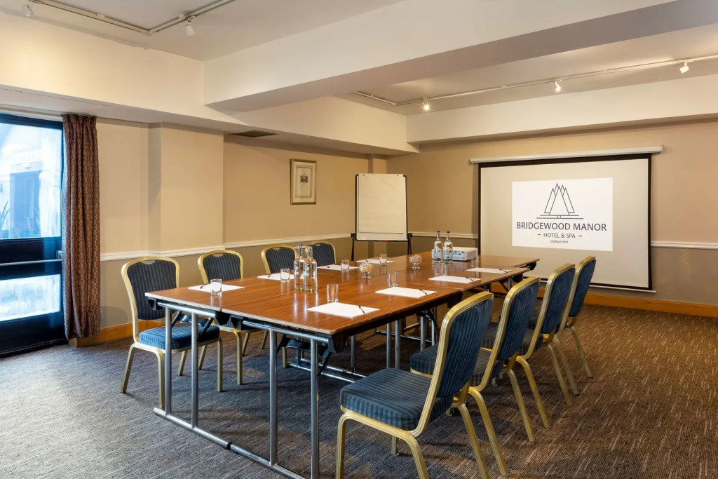 Bridgewood Manor Hotel & Spa