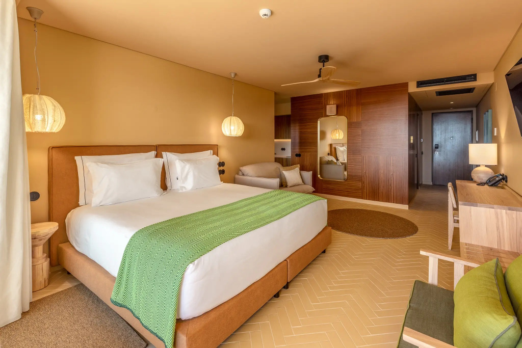 3HB Falesia Beach