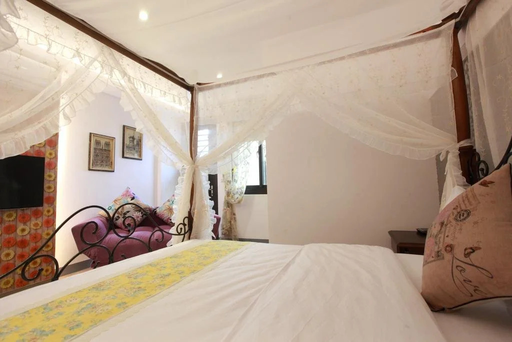 Hometown B&B
