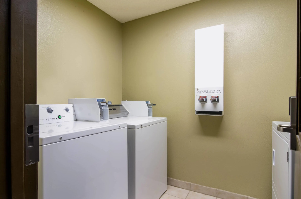 Quality Inn & Suites Silverdale Bangor-Keyport
