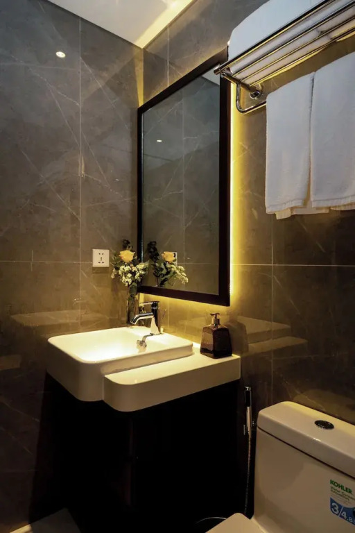 The Gloria Serviced Apartment by Silk Path