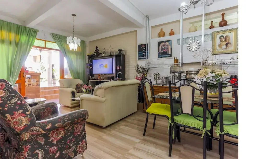 POUSADA E HOSTEL da MARLI no MUQUEM FLORIANOPOLIS