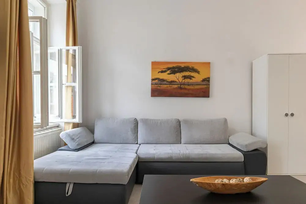 Beautiful 1BR Near Rennweg Belvedere