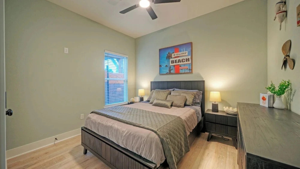 Mermaids Oasis by Avantstay Spacious Port A Home + Private Pool + Firepit + Games Near the Beach