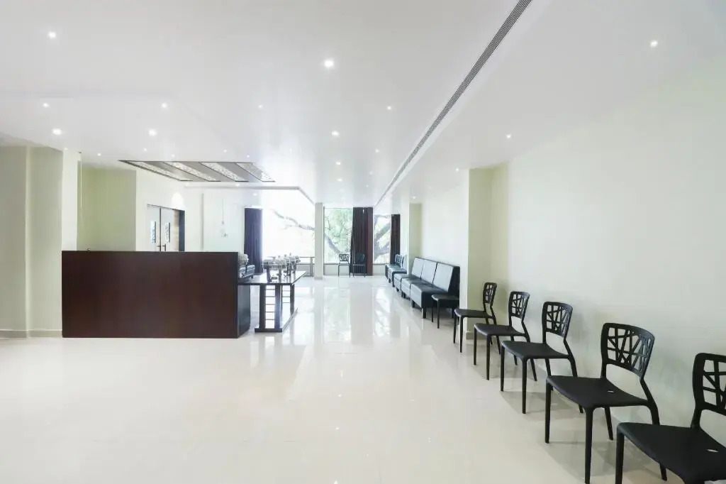 Hotel 7th Heaven by OYO Rooms