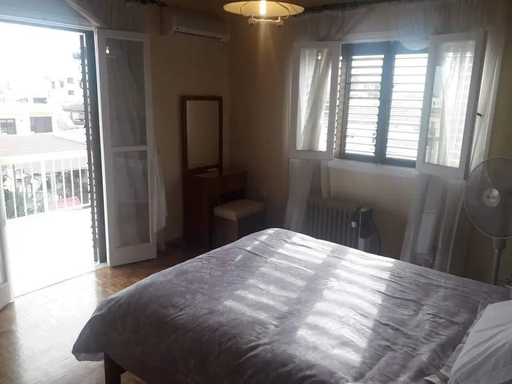 Immaculate 4-bed Apartment in Larnaca