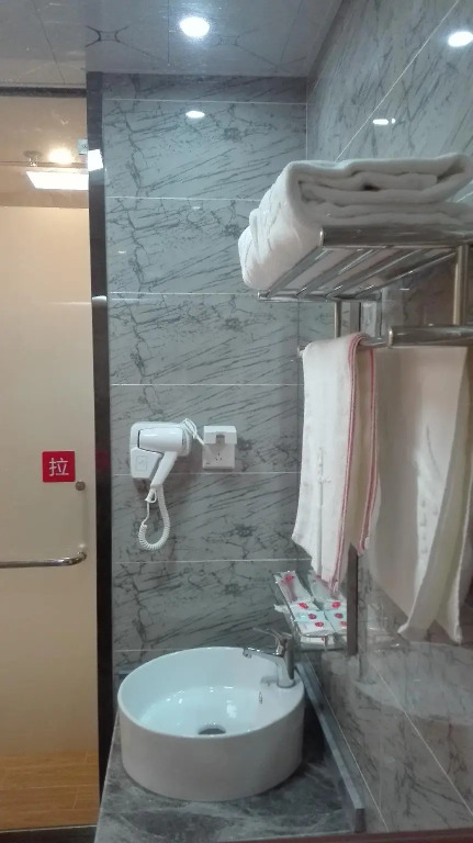 Thank Inn Hotel Jiangsu Xinghua Dainan Town Guzhuang Village Bus Station