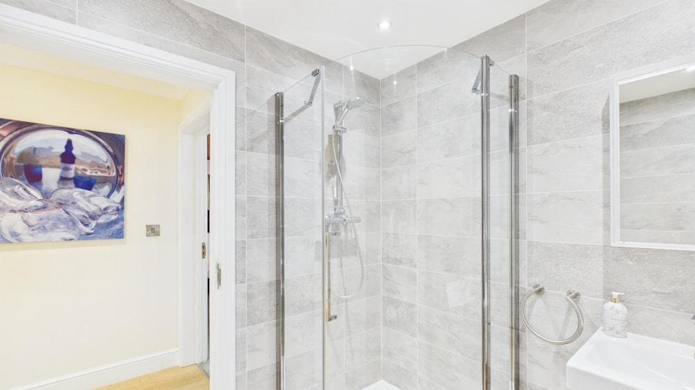 Rainbow Leap - 5 Bed Holiday Home - Saundersfoot