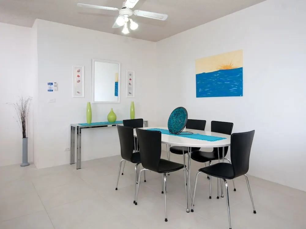 Kiah, Unit 8/53 Victoria Parade