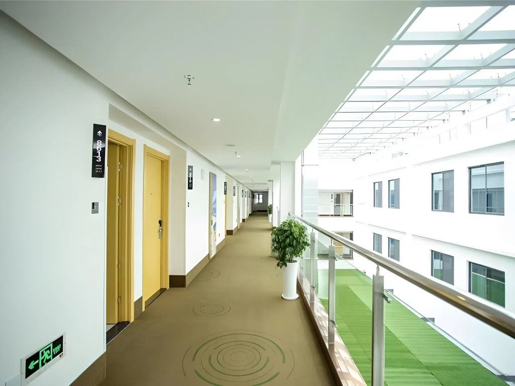 GreenTree Inn Wuxi Rongchuang cultural Tourism City Nanquan Town Business Hotel