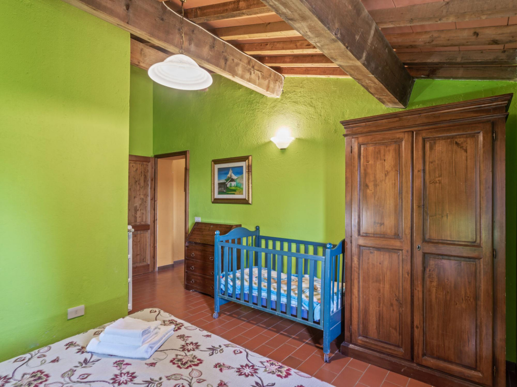 Rustic Holiday Home in Città di Castello with Swimming Pool