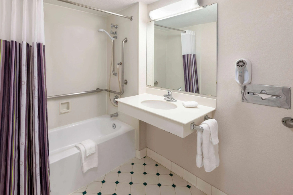 La Quinta Inn by Wyndham Farmington