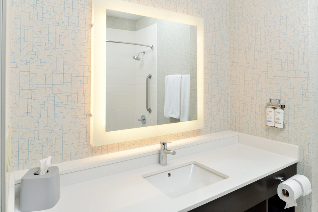 Holiday Inn Express & Suites Royse City - Rockwall by IHG