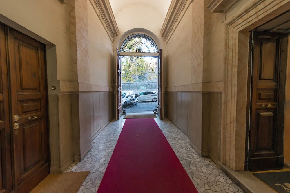 Novecento Apartments