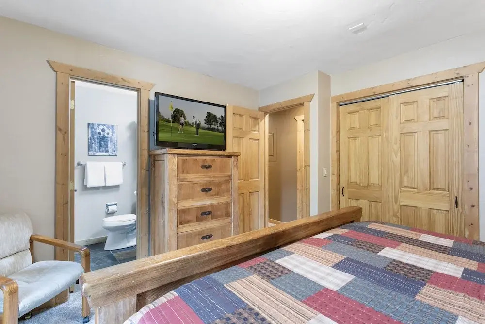 Beaver Creek West S2 2 Condo by RedAwning