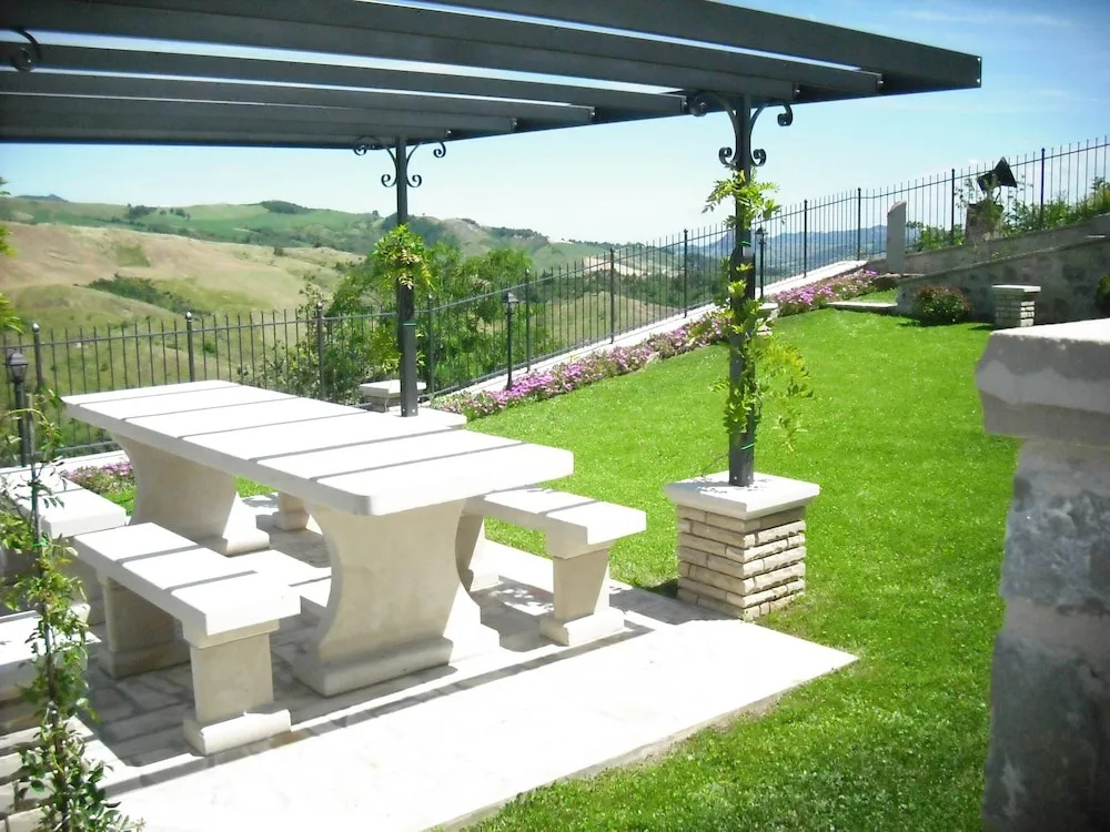 Apartment in Petrella Guidi With Garden Views