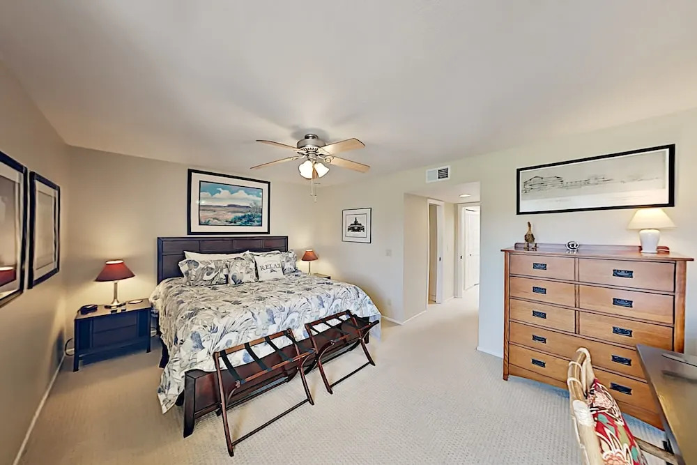 New Listing! “Phoenix Rose” On The Fairway Townhouse