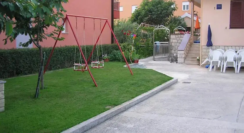 Apartments Dedaj