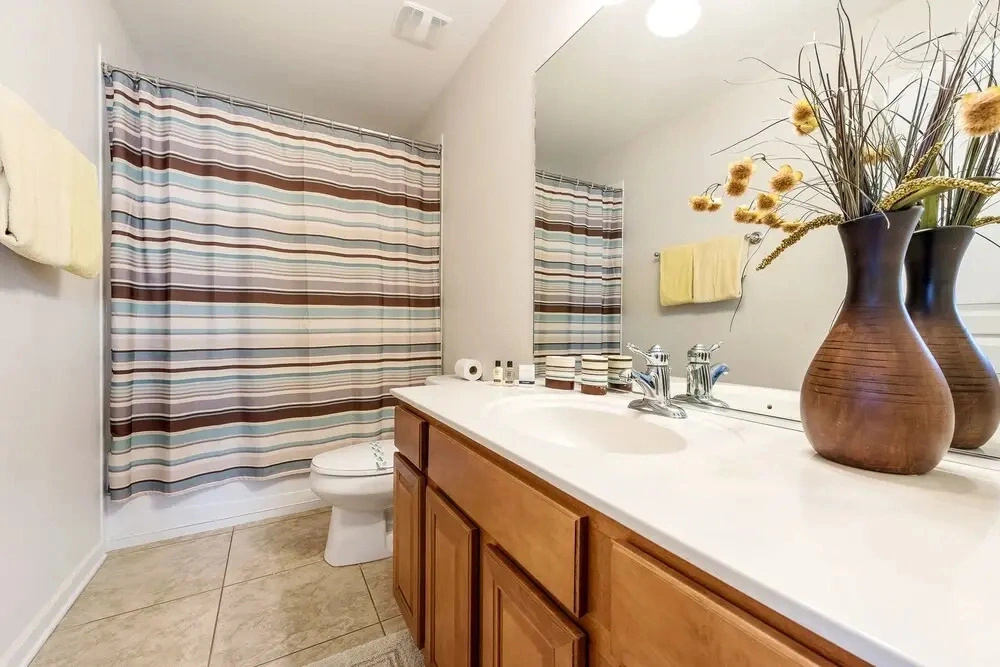 Luxury Retreat Windsor Hills 5 Br Home by RedAwning
