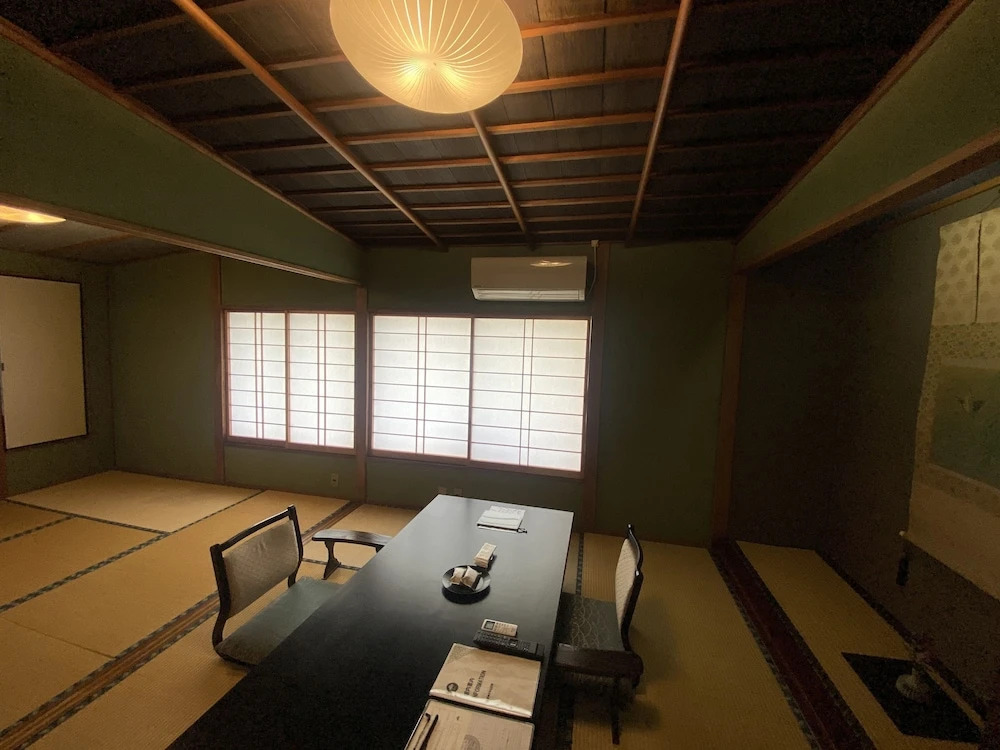 Wakamatsu HakoneYugawara