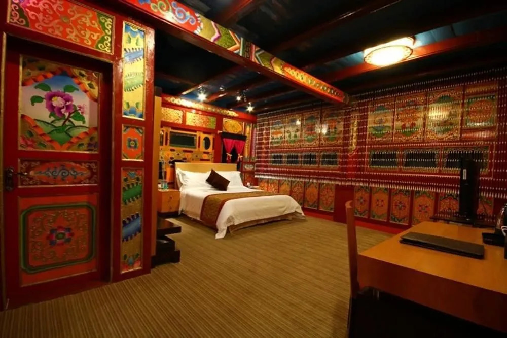 Tulip Inn Jiuzhaigou Shangmo Hotel