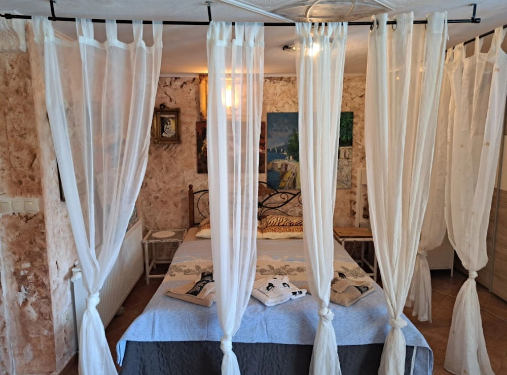 Beautiful Unique Family Villa Emily