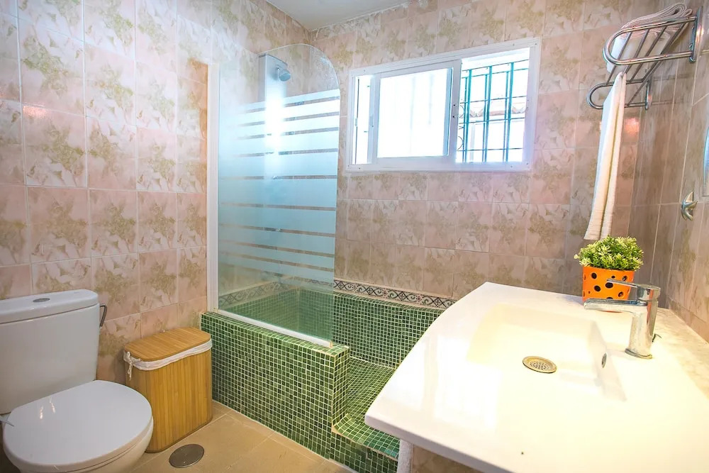 OleHolidays Villa Loleta vistas al mar, 100 m. Playa - piscina privada