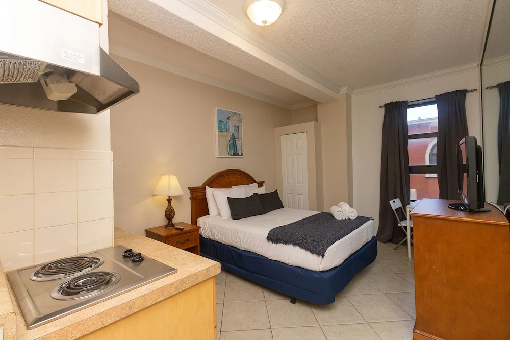 227 City View Hollywood Beach