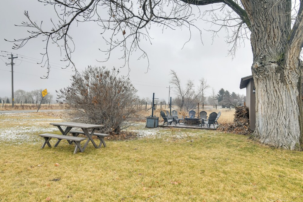 5 Mi to Heise Hot Springs: 'the Trout House'