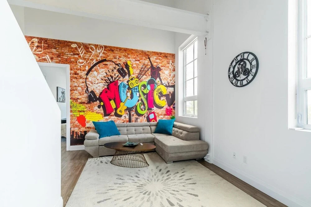 Grand 2Br Dundurn Loft Rooftop Terrace With Sunbeds Parking Gym